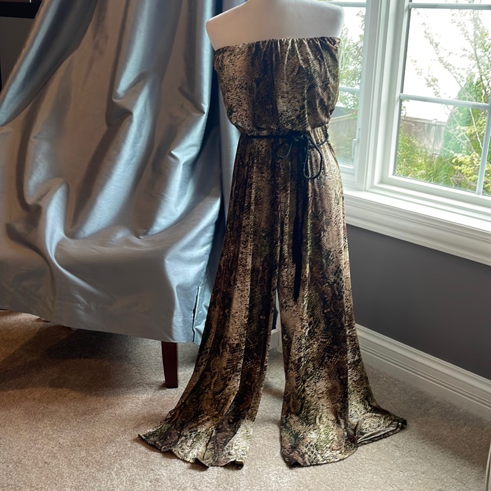 Ariella strapless snakeskin print jumpsuit with corded belt, size Medium NWT
